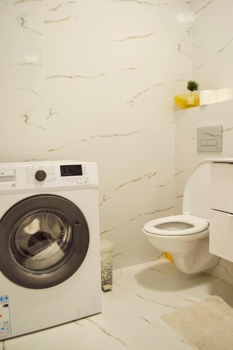 3 Dream Apartmant 3+Parcare Gratuita Lejlighed Oradea Eksteriør billede
