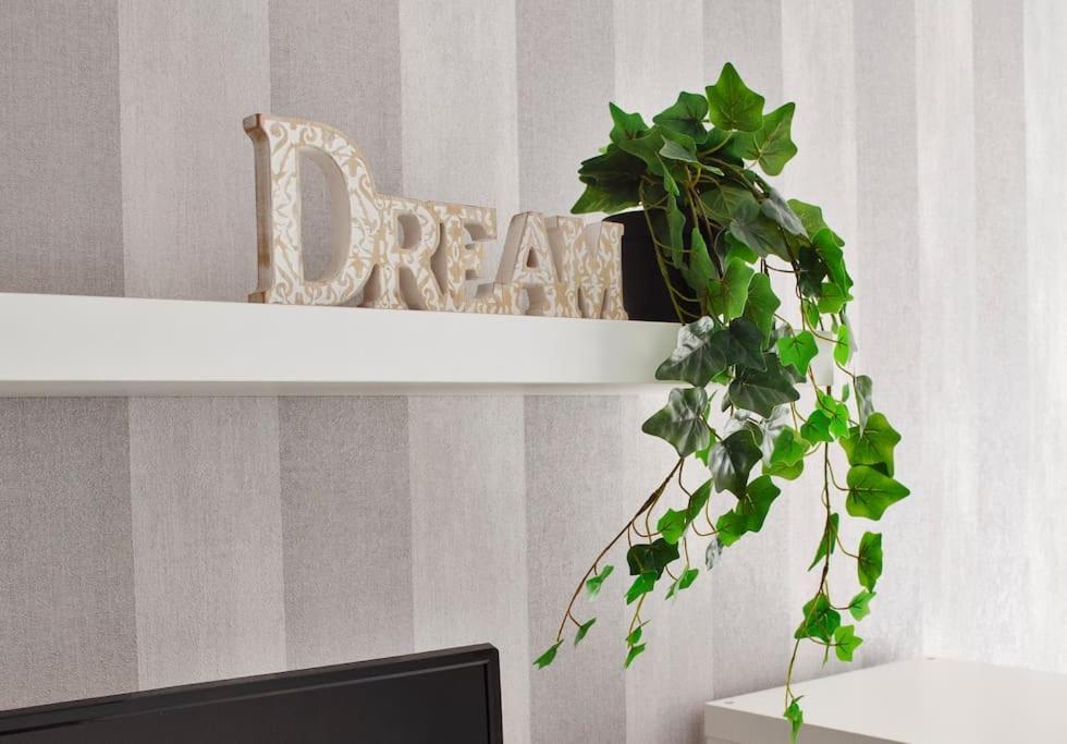 3 Dream Apartmant 3+Parcare Gratuita Lejlighed Oradea Eksteriør billede